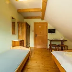 Goscinne Ino Zajrzyj Holiday home