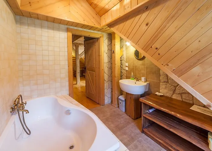 Goscinne Ino Zajrzyj * אוסטראון