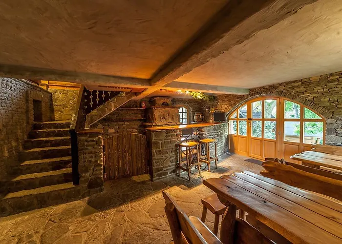 בית נופש Goscinne Ino Zajrzyj אוסטראון