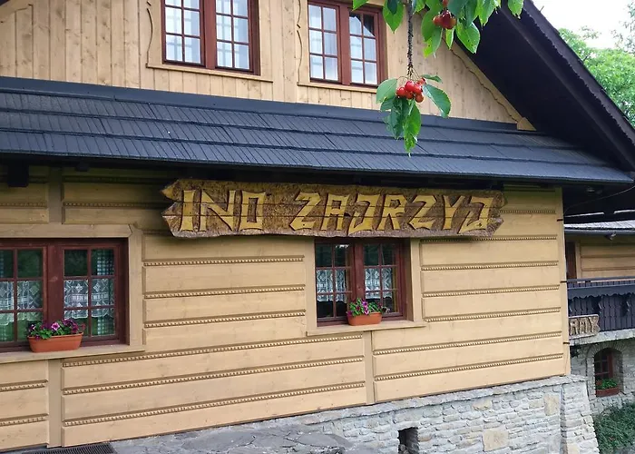 Goscinne Ino Zajrzyj בית נופש אוסטראון